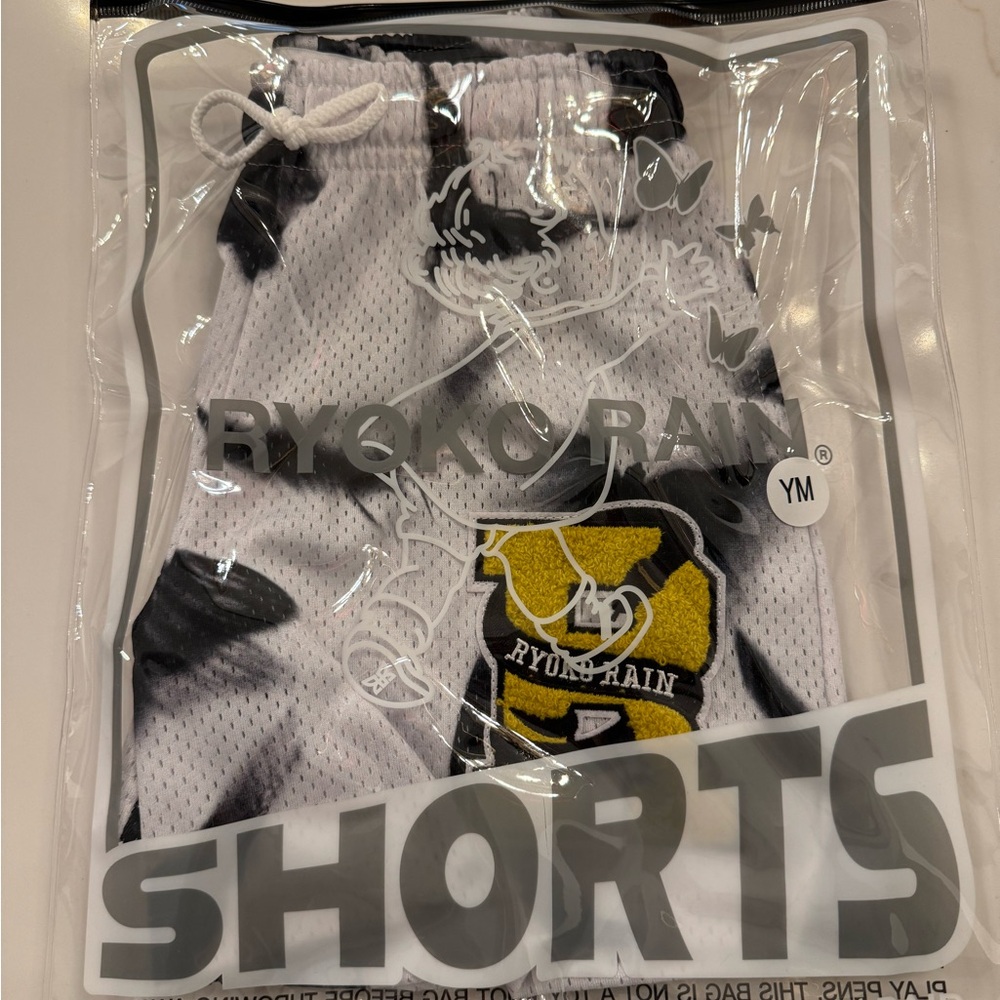 Ryoko Rain Black and White Mesh Shorts NIB Youth Medium